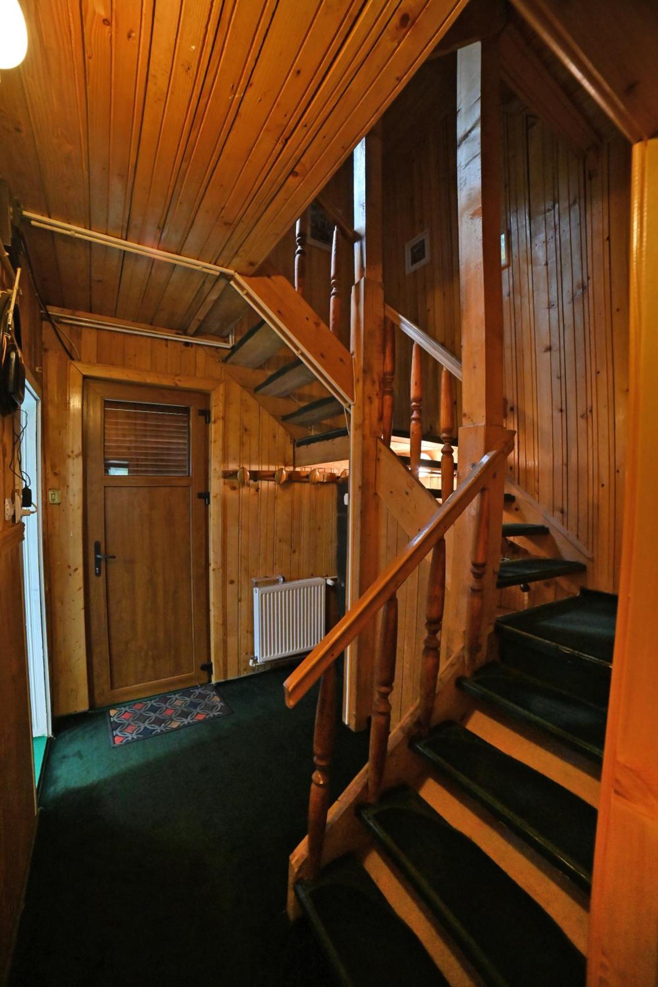 Casa De Vacanta Satic Piatra Craiului La Doi Viermi Extérieur photo